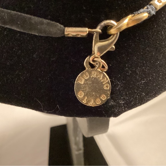 Murano Glass pendant on Suede Necklace - Picture 6 of 7